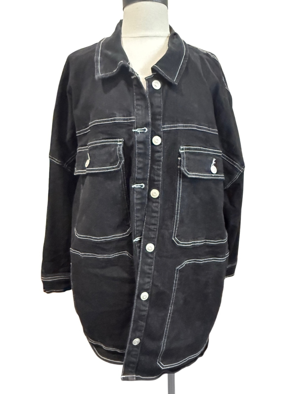 Fashion Nova Black Oversized Button-Up Jacket with Contrast Stitching and FrontP